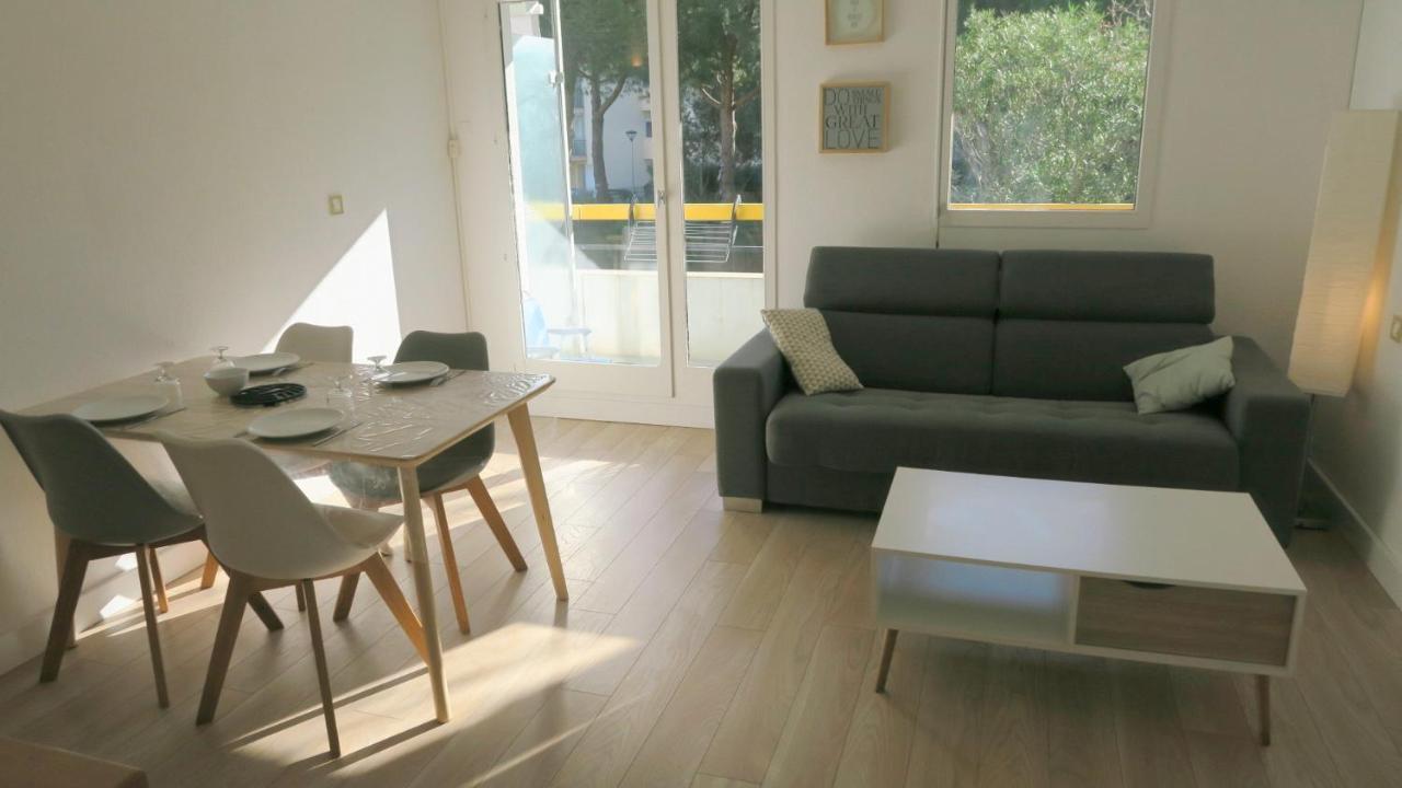 Residence Cigales De Mer - 4 Couchages, Dans Le Centre A Un Pas Des Plages Le Grau-du-Roi Luaran gambar